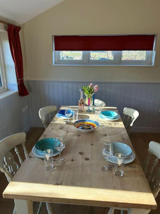 A Family And Dog Friendly Haven, The Hayloft. Holiday home *